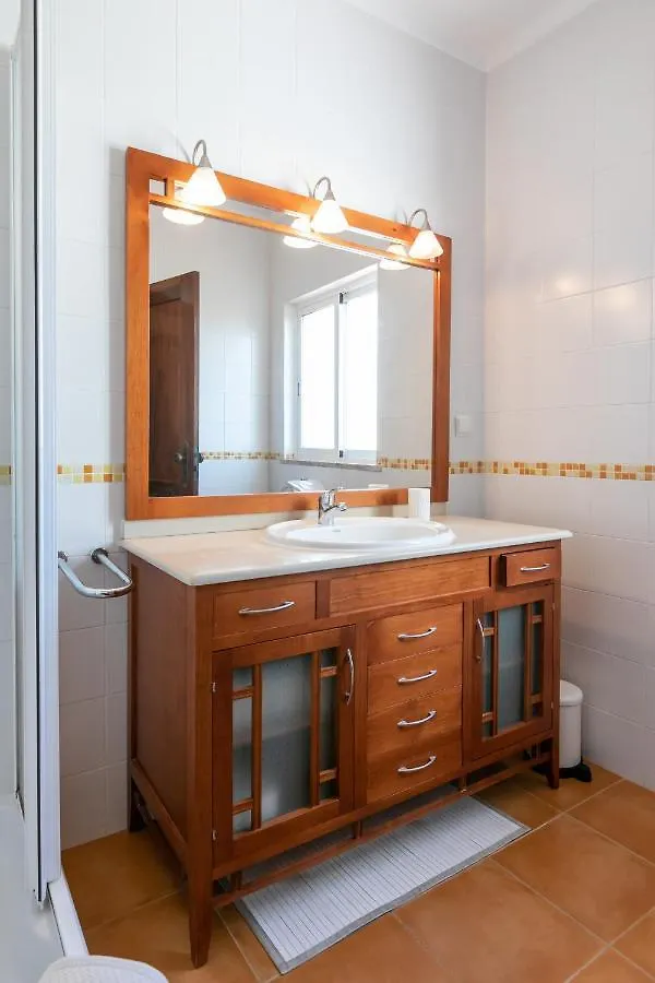 Prázdninový dům Modern Algarve Villa With Heated Pool And Beach Access Altura