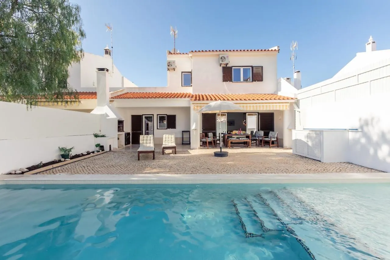 Modern Algarve Villa With Heated Pool And Beach Access Altura Holiday home