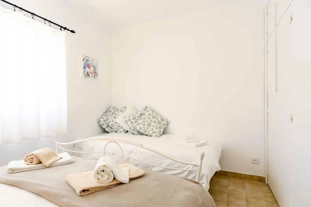 Modern Algarve Villa With Heated Pool And Beach Access Altura
