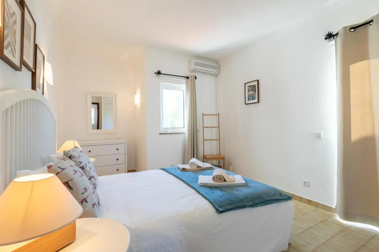Modern Algarve Villa With Heated Pool And Beach Access Altura Holiday home