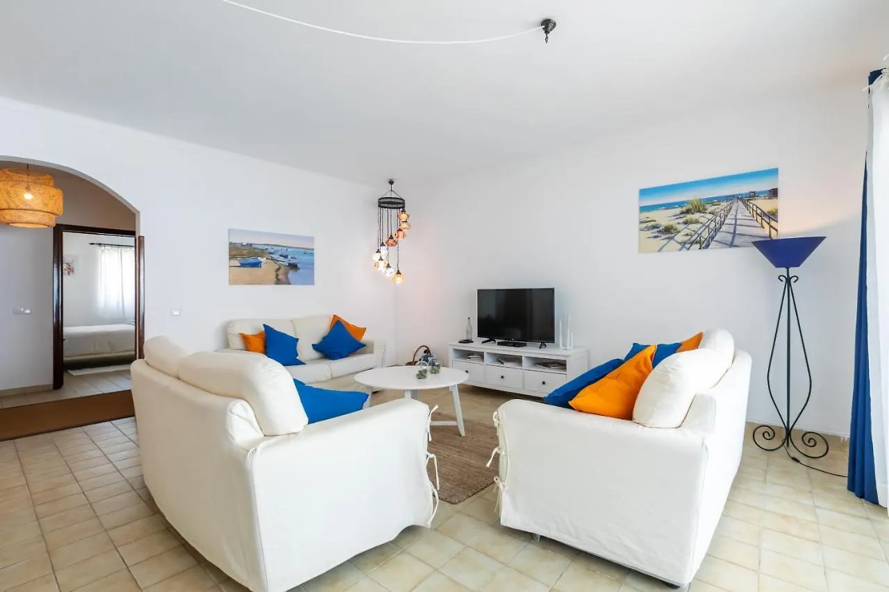 Modern Algarve Villa With Heated Pool And Beach Access Altura Holiday home