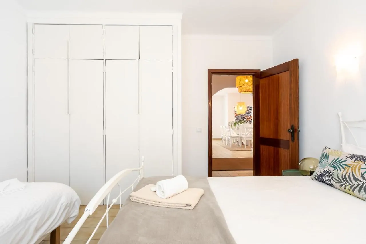 Modern Algarve Villa With Heated Pool And Beach Access Altura Portugal