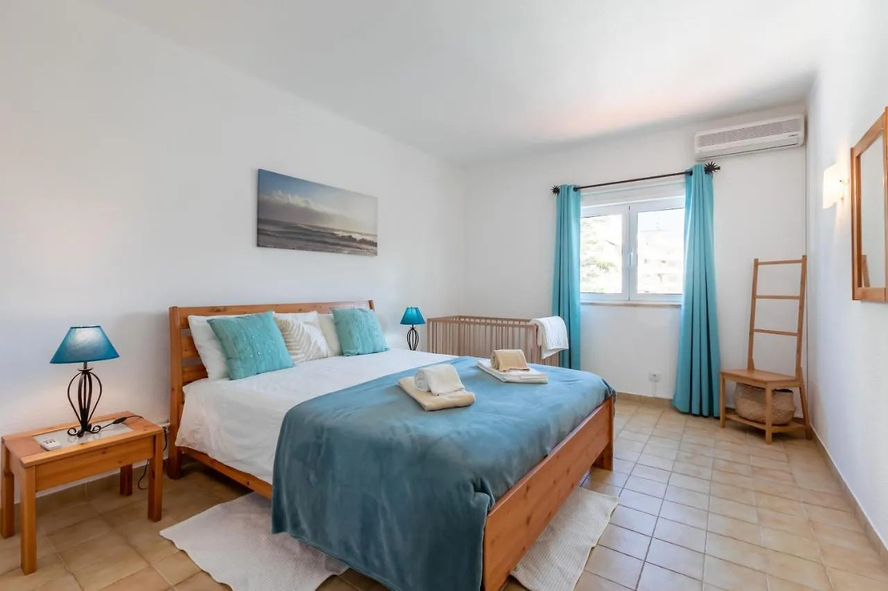 Holiday home Modern Algarve Villa With Heated Pool And Beach Access Altura