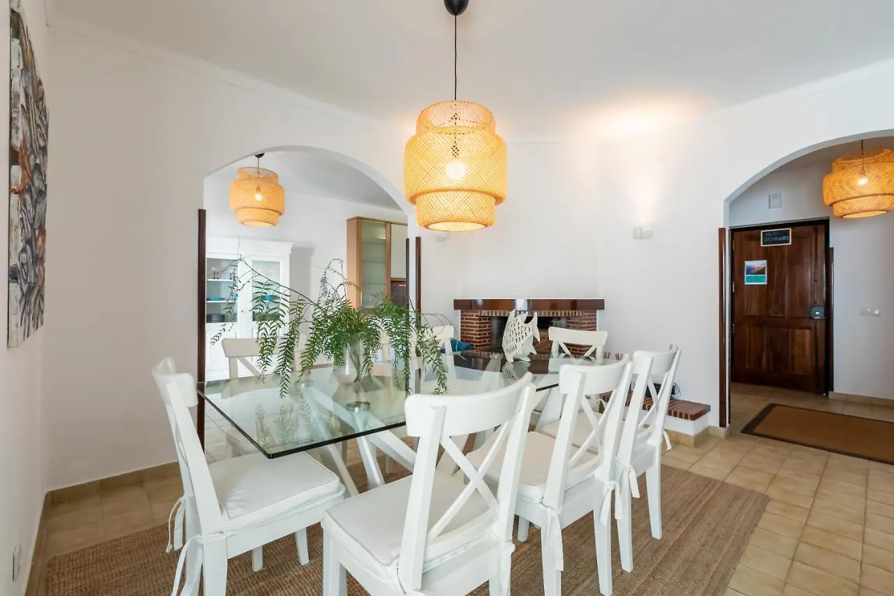 Modern Algarve Villa With Heated Pool And Beach Access Altura Holiday home